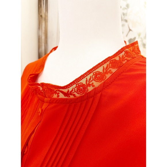 A new day sleeveless top - Picture 3 of 6